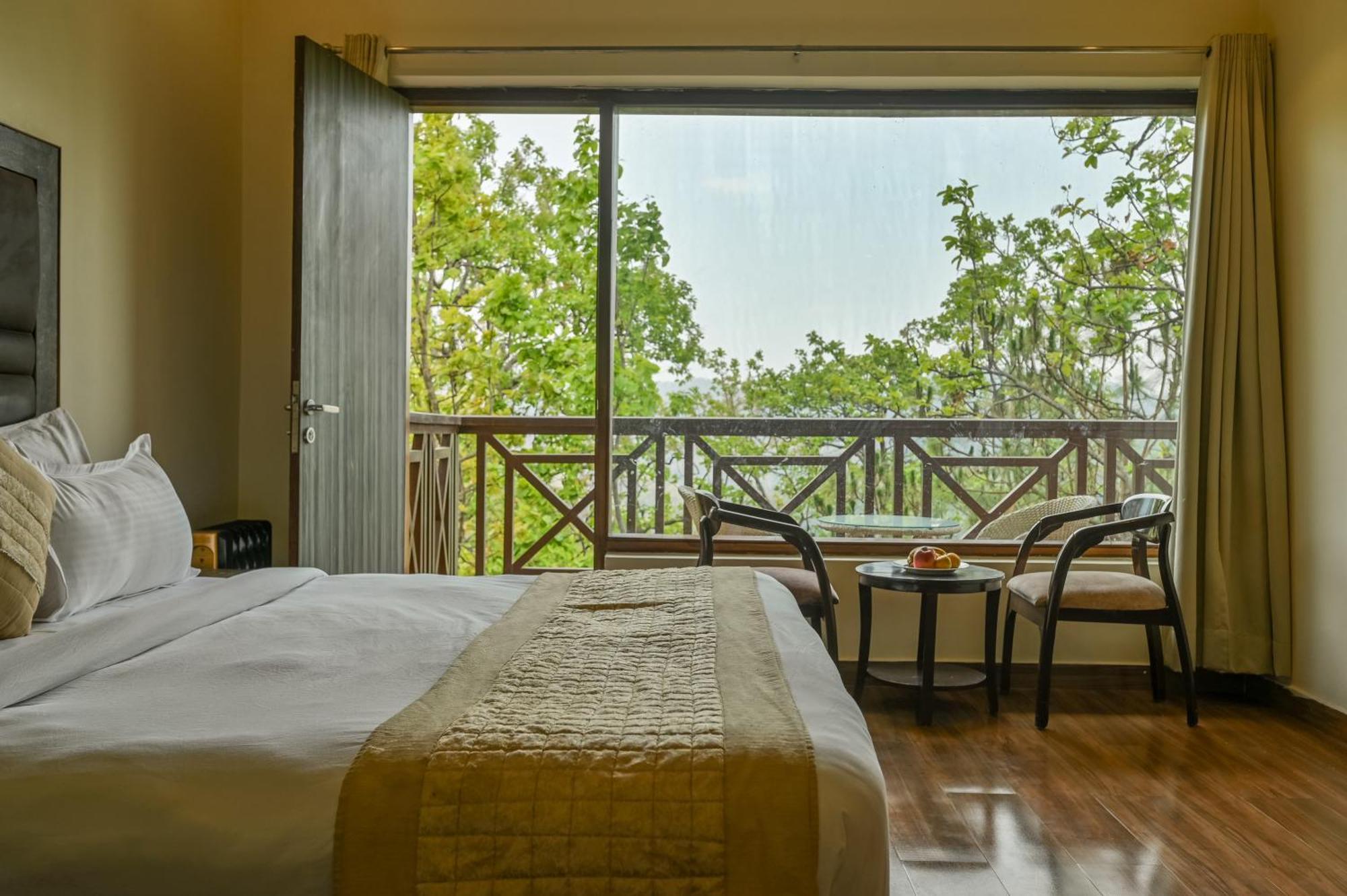Aavaas Hill Resort Lansdowne Phòng bức ảnh