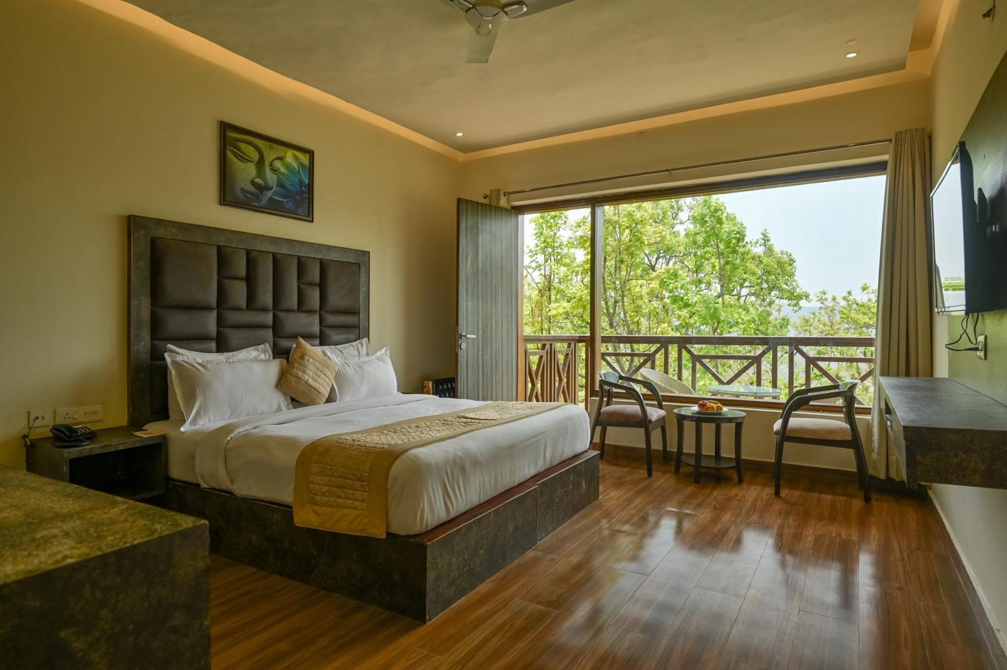 Aavaas Hill Resort Lansdowne Phòng bức ảnh